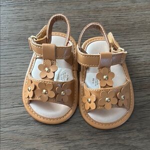 Place Tan Floral Sandals for baby